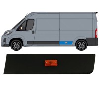 Modanatura laterale posteriore con lampada per Toyota Proace Max 2024- / Sinistra 15909